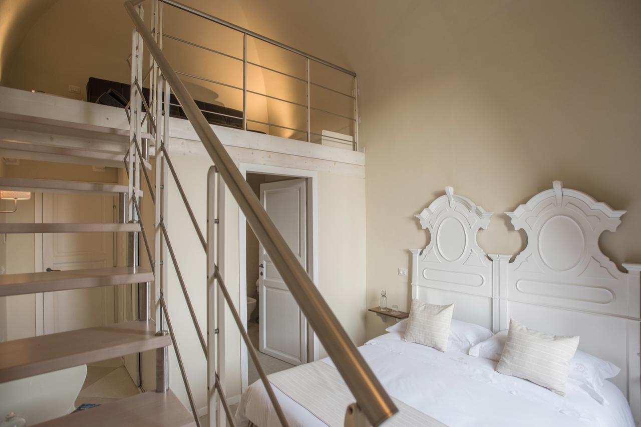 Palazzo Belsanti Bed & Breakfast เลชเช ภายนอก รูปภาพ