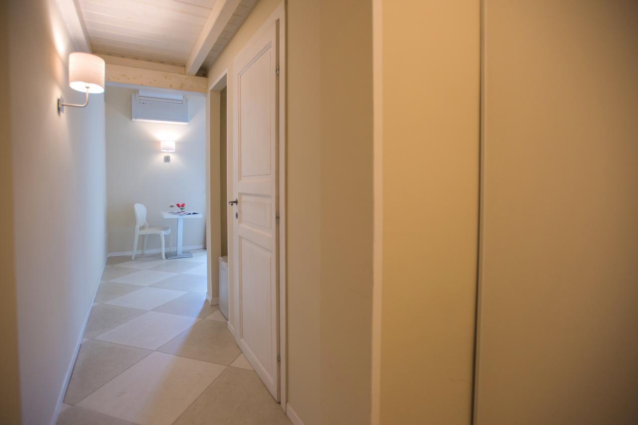 Palazzo Belsanti Bed & Breakfast เลชเช ภายนอก รูปภาพ