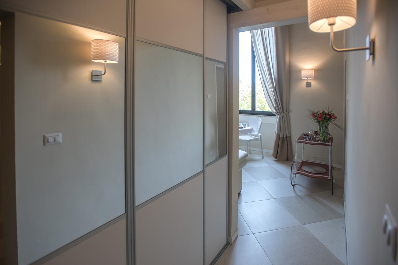 Palazzo Belsanti Bed & Breakfast เลชเช ภายนอก รูปภาพ