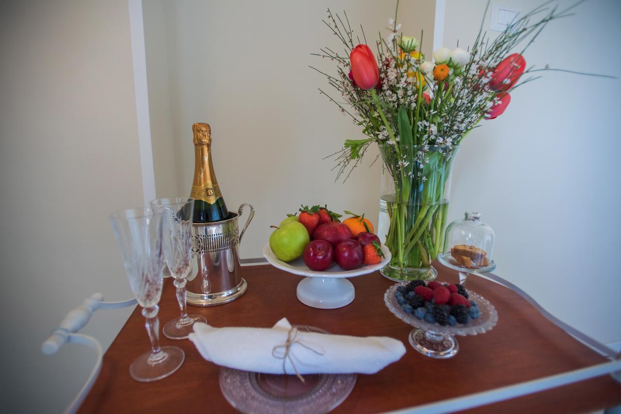 Palazzo Belsanti Bed & Breakfast เลชเช ภายนอก รูปภาพ